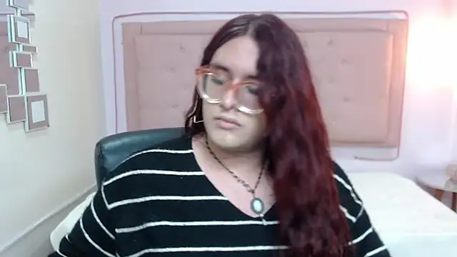 Snapshot of kathepickmanx chatting on September 14, 2025, 3:38 am kathepickmanx online show from September 14, 2025, 3:38 am