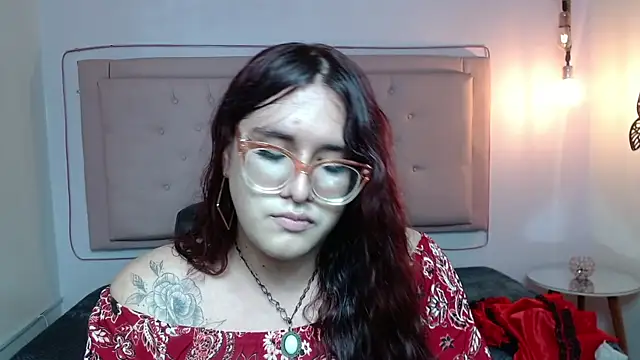 Snapshot of kathepickmanx chatting on September 18, 2025, 3:30 am kathepickmanx online show from September 18, 2025, 3:30 am