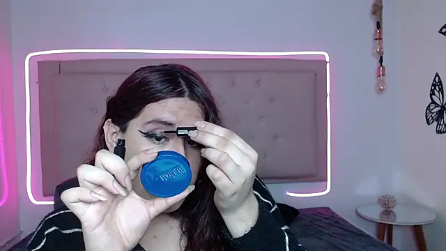 Snapshot of kathepickmanx chatting on October 3, 2025, 3:36 am kathepickmanx online show from October 3, 2025, 3:36 am