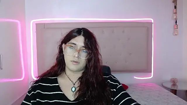 Snapshot of kathepickmanx chatting on October 18, 2025, 4:04 am kathepickmanx online show from October 18, 2025, 4:04 am