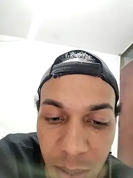 Snapshot of Teamhott chatting on November 2, 2025, 4:59 am Teamhott online show from November 2, 2025, 4:59 am