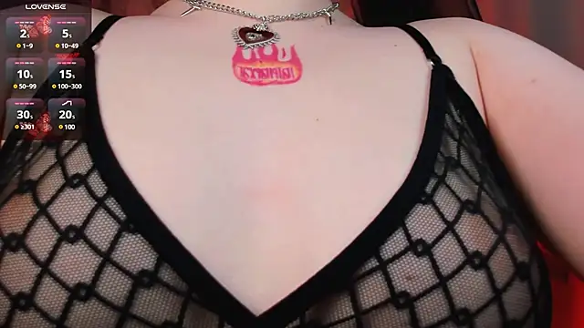 Snapshot of Eva_Moss_ chatting on January 31, 2025, 9:26 pm Eva Moss online show from January 31, 2025, 9:26 pm