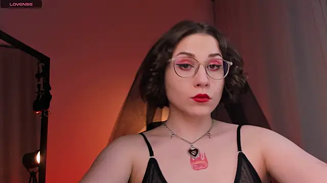 Snapshot of Eva_Moss_ chatting on February 19, 2025, 12:35 am Eva Moss online show from February 19, 2025, 12:35 am