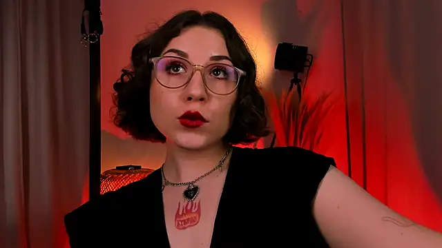 Snapshot of Eva_Moss_ chatting on March 12, 2025, 12:53 am Eva Moss online show from March 12, 2025, 12:53 am