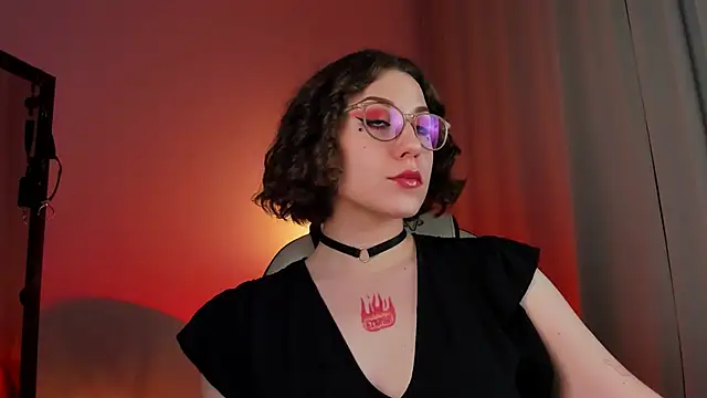 Snapshot of Eva_Moss_ chatting on March 15, 2025, 9:49 pm Eva Moss online show from March 15, 2025, 9:49 pm