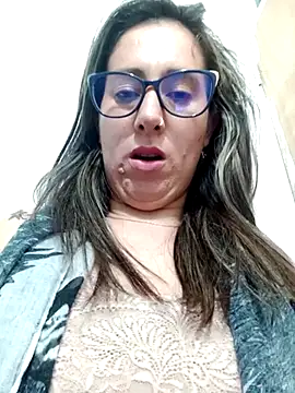 CHARLOTTE 1711 online show from March 13, 2025, 4:16 am