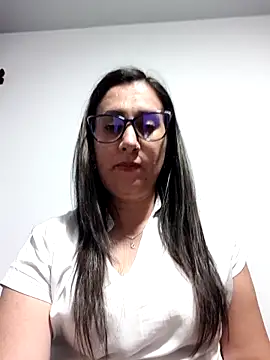 CHARLOTTE 1711 online show from September 29, 2025, 3:55 am