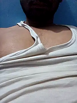 Snapshot of lusty_male69 chatting on October 17, 2025, 6:49 am lusty male69 online show from October 17, 2025, 6:49 am