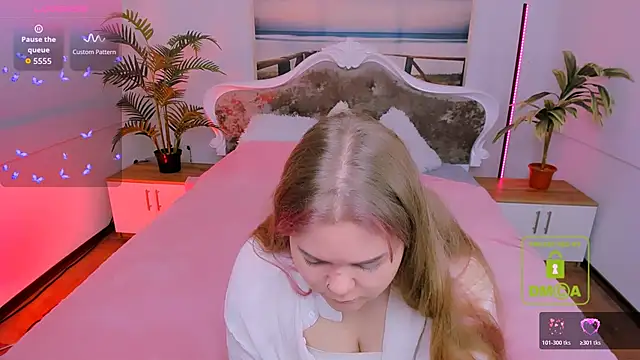 Erica  Alta online show from October 29, 2025, 6:26 am