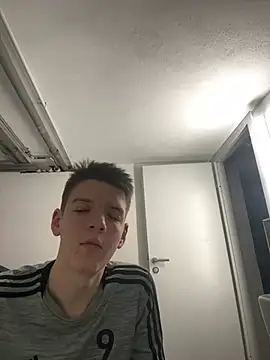 Snapshot of hierot chatting on January 27, 2025, 11:54 pm hierot online show from January 27, 2025, 11:54 pm