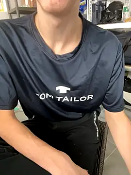 Snapshot of hierot chatting on October 21, 2025, 6:30 pm hierot online show from October 21, 2025, 6:30 pm