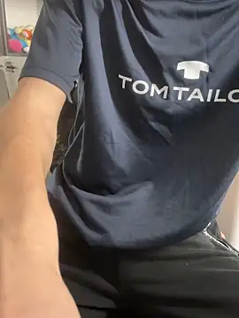 Snapshot of hierot chatting on November 3, 2025, 10:42 pm hierot online show from November 3, 2025, 10:42 pm