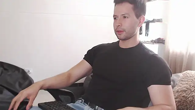 Snapshot of hairyncuteass chatting on January 17, 2025, 2:28 pm hairyncuteass online show from January 17, 2025, 2:28 pm