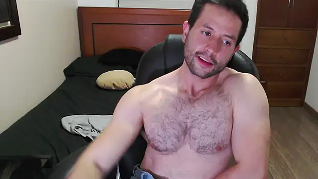 Snapshot of hairyncuteass chatting on February 1, 2025, 12:40 am hairyncuteass online show from February 1, 2025, 12:40 am