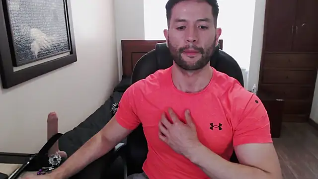 Snapshot of hairyncuteass chatting on February 11, 2025, 3:18 pm hairyncuteass online show from February 11, 2025, 3:18 pm