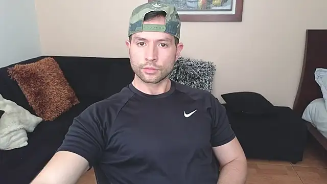 Snapshot of hairyncuteass chatting on February 21, 2025, 5:31 pm hairyncuteass online show from February 21, 2025, 5:31 pm