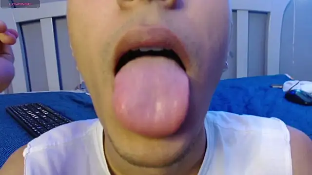 HarolddXL online show from January 13, 2025, 3:47 pm