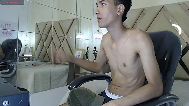 HarolddXL online show from February 2, 2025, 12:46 pm