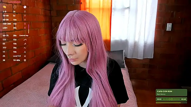 Annycolin  online show from February 20, 2025, 8:03 pm