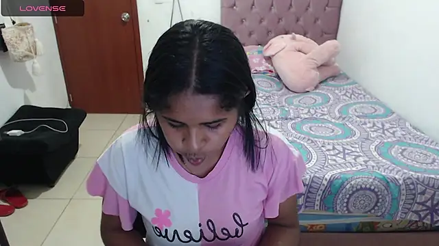 july-feria online show from January 14, 2025, 10:34 pm