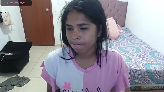 july-feria online show from February 11, 2025, 10:39 pm