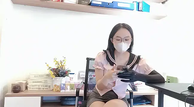 Lush-Office online show from February 16, 2025, 3:15 am