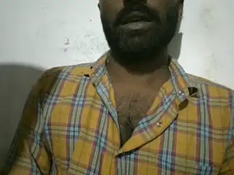 Snapshot of Raja_gamer chatting on January 13, 2025, 6:38 pm Raja gamer online show from January 13, 2025, 6:38 pm