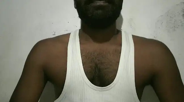 Snapshot of Raja_gamer chatting on January 18, 2025, 5:20 am Raja gamer online show from January 18, 2025, 5:20 am