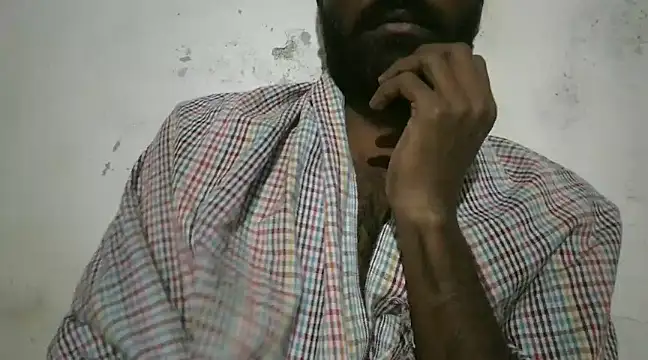 Snapshot of Raja_gamer chatting on January 19, 2025, 6:43 pm Raja gamer online show from January 19, 2025, 6:43 pm