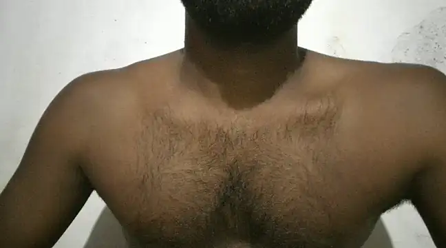 Snapshot of Raja_gamer chatting on February 5, 2025, 4:47 pm Raja gamer online show from February 5, 2025, 4:47 pm