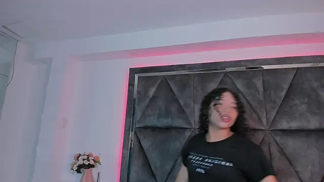 BrigitteRoy  online show from October 1, 2025, 2:50 am