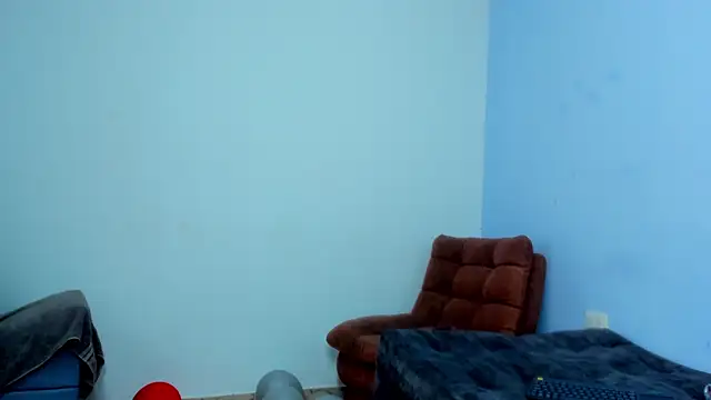 Snapshot of Charlotte_curvy_ chatting on March 10, 2025, 11:06 pm Charlotte curvy online show from March 10, 2025, 11:06 pm