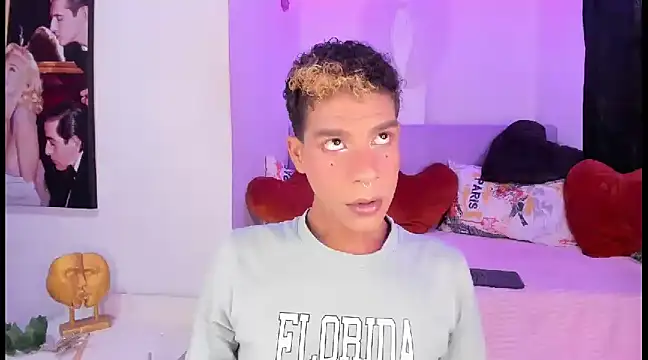 Ethan Boyy online show from February 12, 2025, 9:22 pm