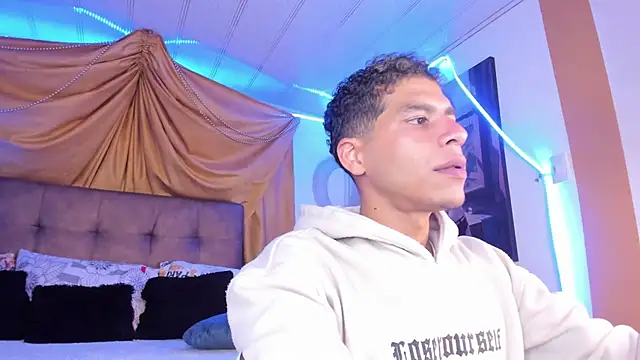 Ethan Boyy online show from September 22, 2025, 11:18 pm