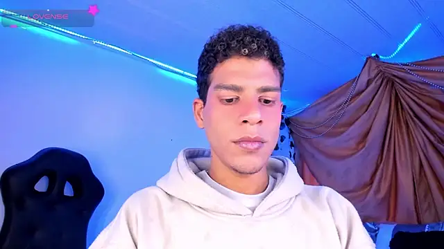 Ethan Boyy online show from November 21, 2025, 10:30 pm