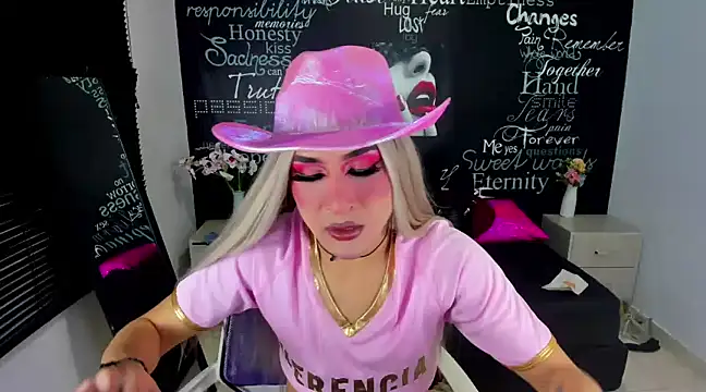 Snapshot of Georgina_Giio chatting on January 14, 2025, 5:08 am Georgina Giio online show from January 14, 2025, 5:08 am
