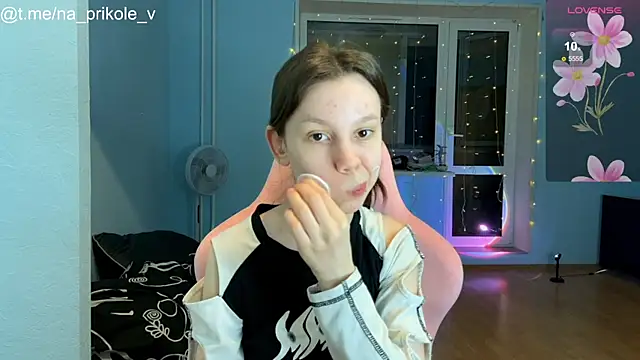 Snapshot of na_prikole_ chatting on September 11, 2025, 7:14 pm na prikole  online show from September 11, 2025, 7:14 pm