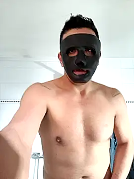 Snapshot of dennygladiator chatting on March 18, 2025, 9:20 am dennygladiator online show from March 18, 2025, 9:20 am