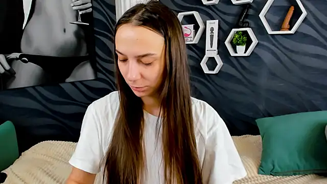 annabishop online show from February 9, 2025, 3:11 am