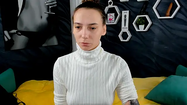 annabishop online show from February 11, 2025, 3:18 am