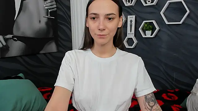 annabishop online show from February 25, 2025, 3:20 am