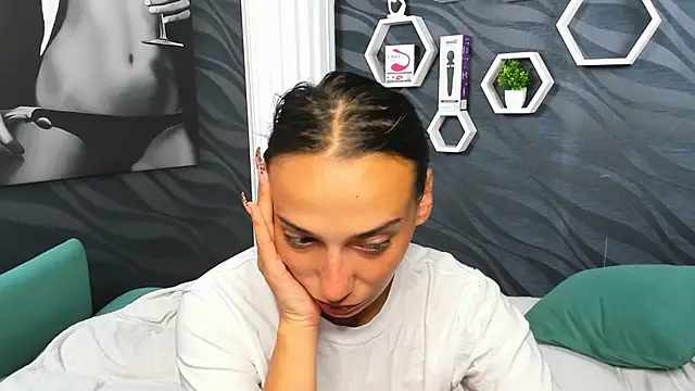 annabishop online show from March 18, 2025, 3:09 am