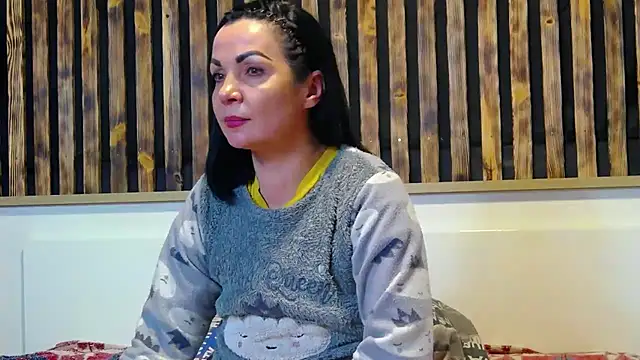 Tory Lovi online show from February 26, 2025, 4:36 am