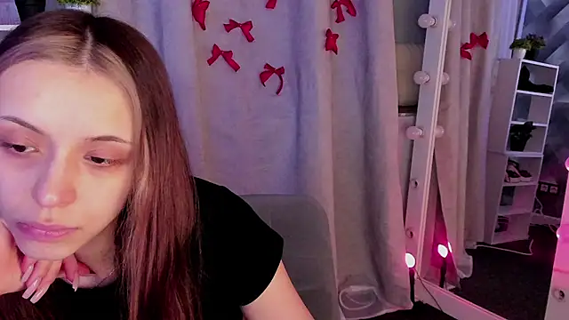 Snapshot of Sahara_Shields chatting on March 4, 2025, 10:24 am Sahara Shields online show from March 4, 2025, 10:24 am