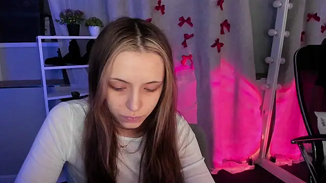 Snapshot of Sahara_Shields chatting on March 11, 2025, 10:29 am Sahara Shields online show from March 11, 2025, 10:29 am