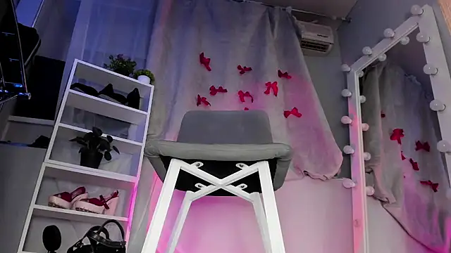 Snapshot of Sahara_Shields chatting on March 15, 2025, 12:24 pm Sahara Shields online show from March 15, 2025, 12:24 pm