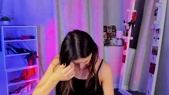 Snapshot of Sahara_Shields chatting on September 28, 2025, 10:53 am Sahara Shields online show from September 28, 2025, 10:53 am