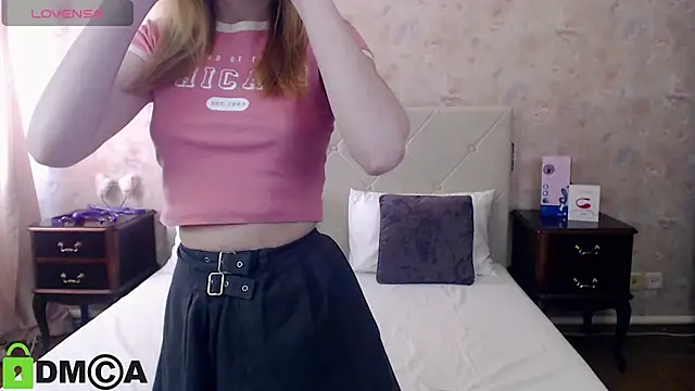 Snapshot of HillEva chatting on February 23, 2025, 9:11 am HillEva online show from February 23, 2025, 9:11 am
