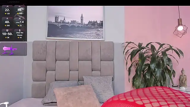 janna lopez  online show from November 15, 2025, 7:38 am