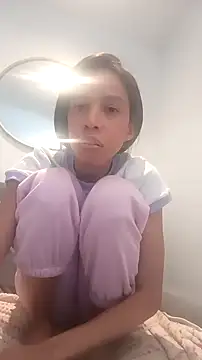 Snapshot of Keyler_True18 chatting on February 21, 2025, 3:43 pm Keyler True18 online show from February 21, 2025, 3:43 pm